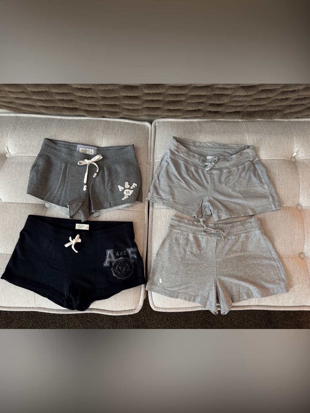 A&F, James Perse, Ralph Lauren 4 pair of Drawstring Shorts - dark blue and Gray